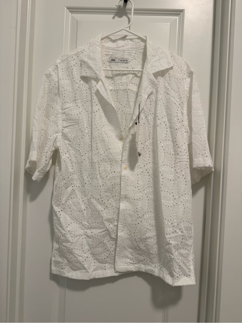 Zara White Eyelet Short Sleeve Button-Down